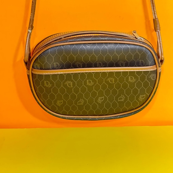 Dior Honey cube Gray and Tan Crossbody Bag - Picture 15 of 15